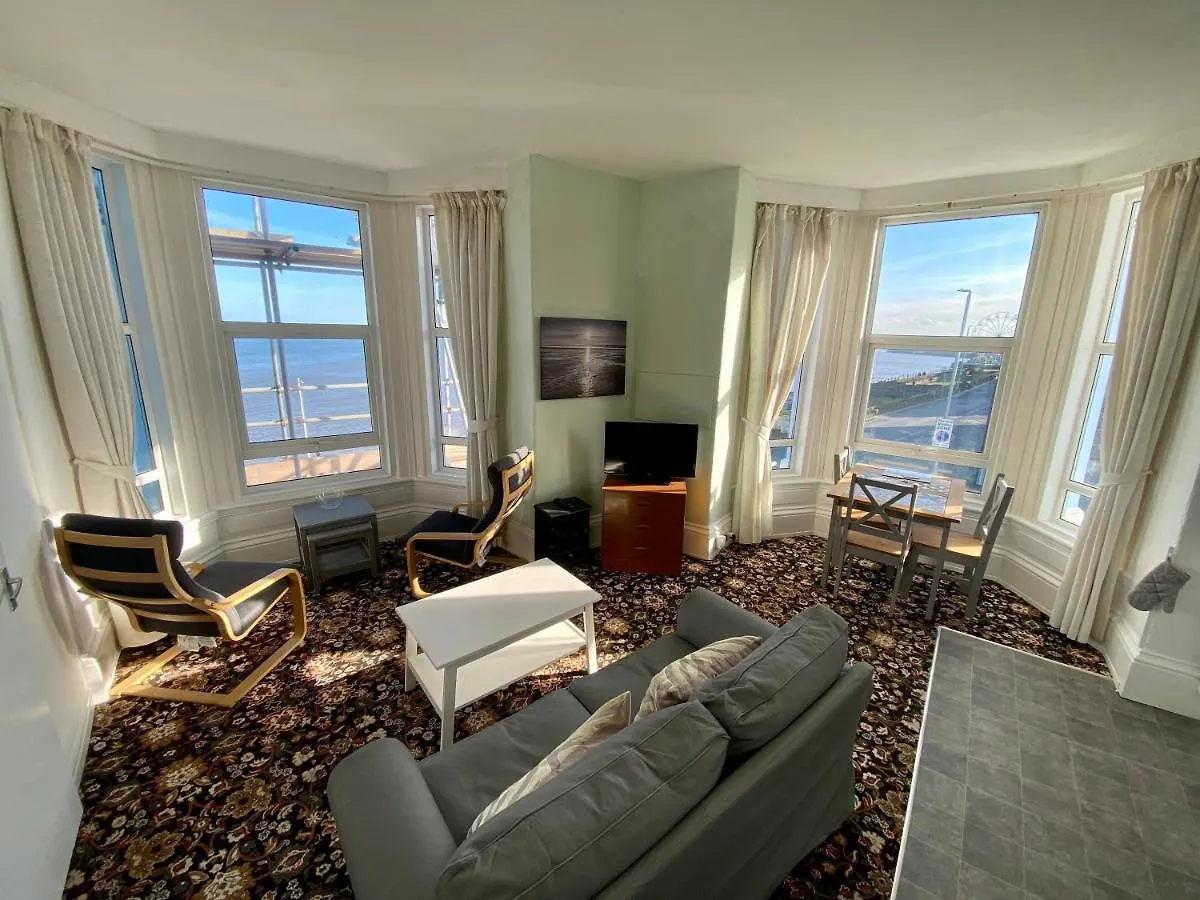Beaconsfield Holiday Apartments Bridlington