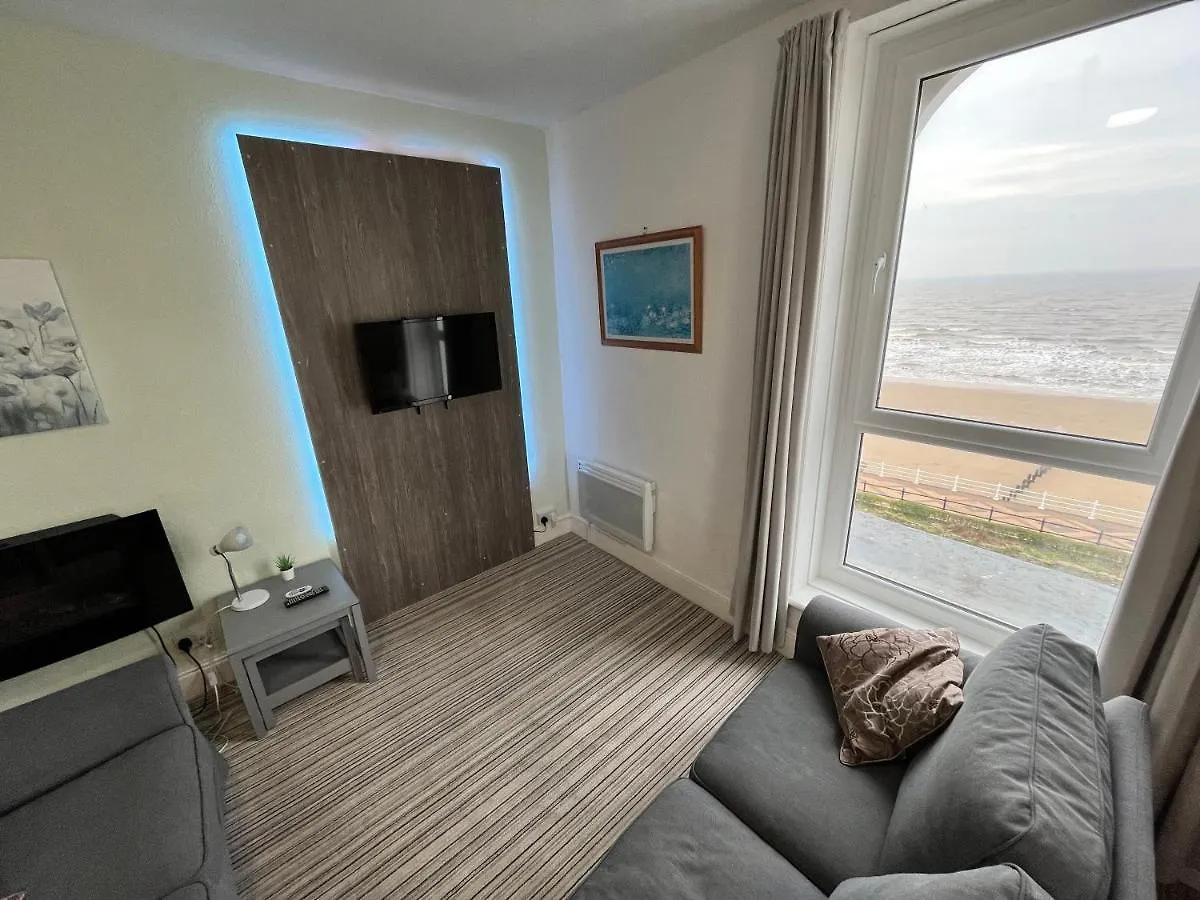 Beaconsfield Holiday Apartments Bridlington