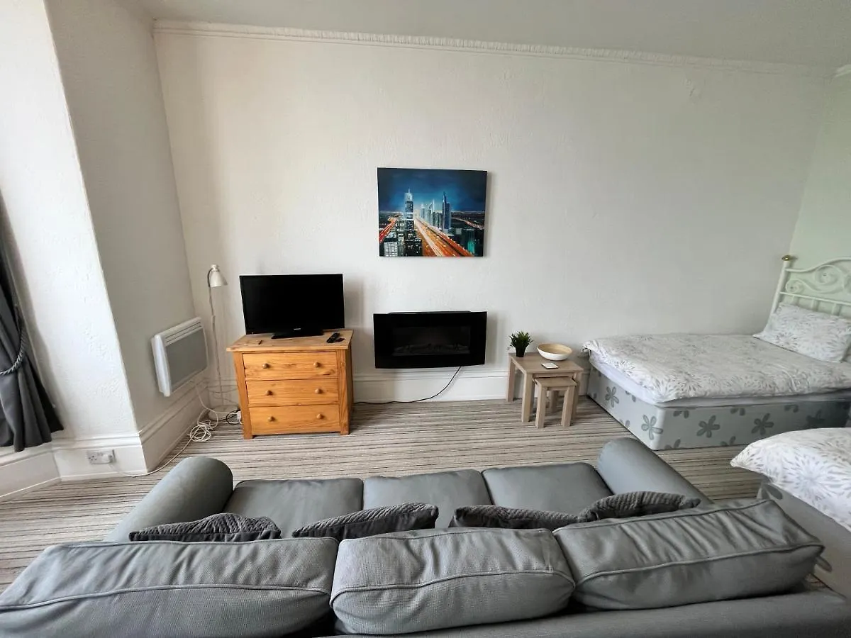 Beaconsfield Holiday Apartments Bridlington 0*,