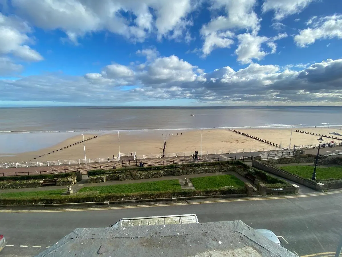 Beaconsfield Holiday Apartments Bridlington