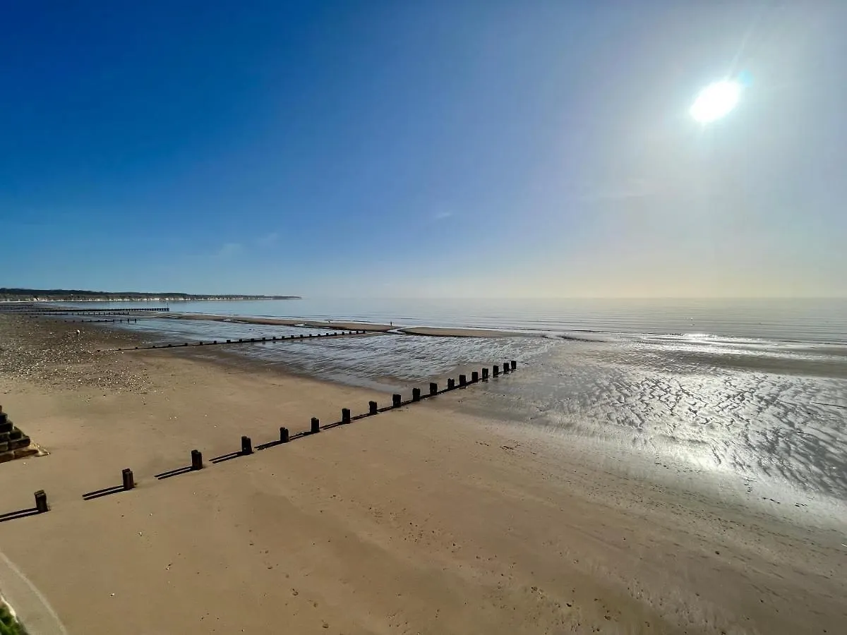 Beaconsfield Holiday Apartments Bridlington 0*,