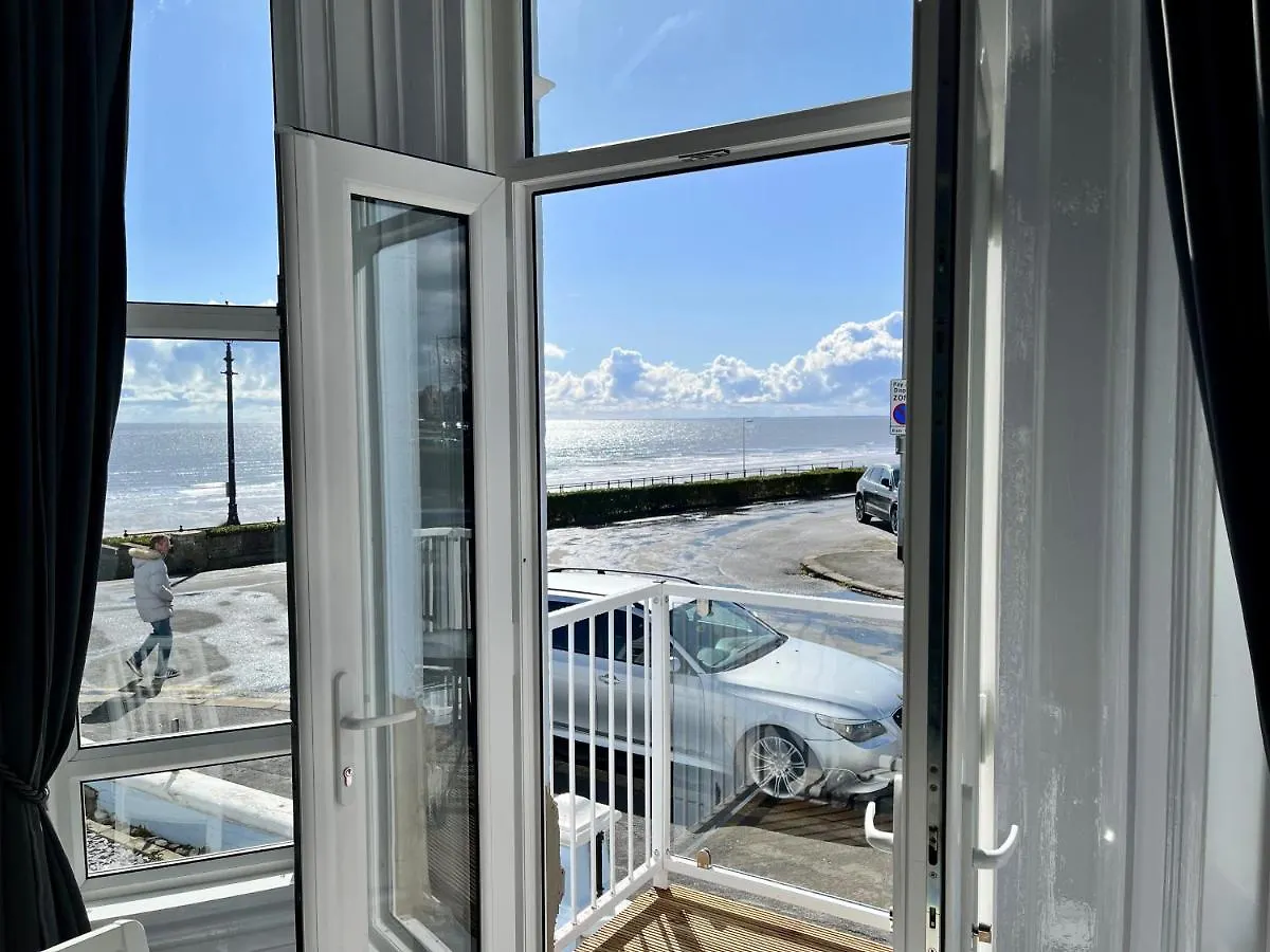 Beaconsfield Holiday Apartments Bridlington