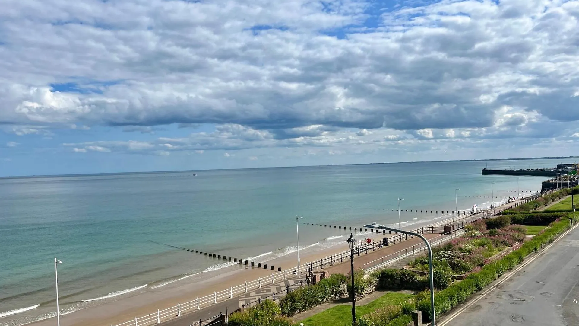 Beaconsfield Holiday Apartments Bridlington