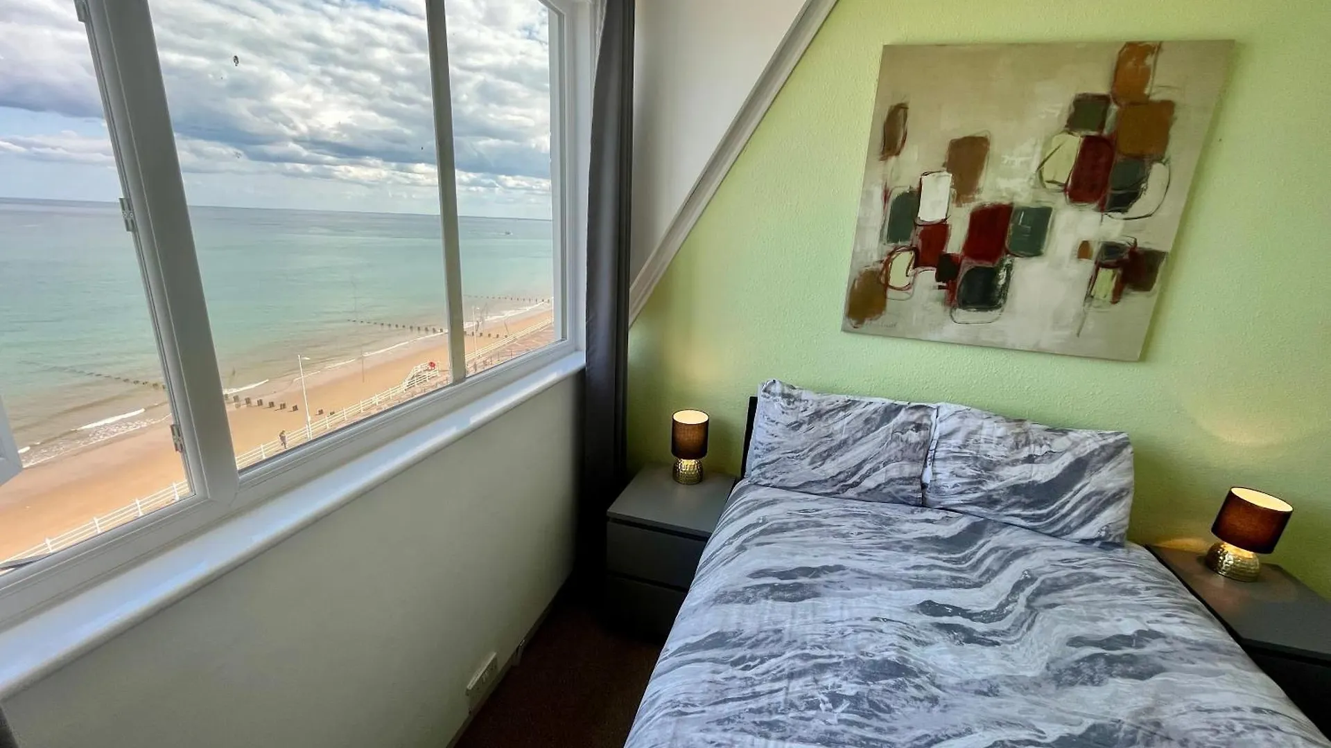 Beaconsfield Holiday Apartments Bridlington