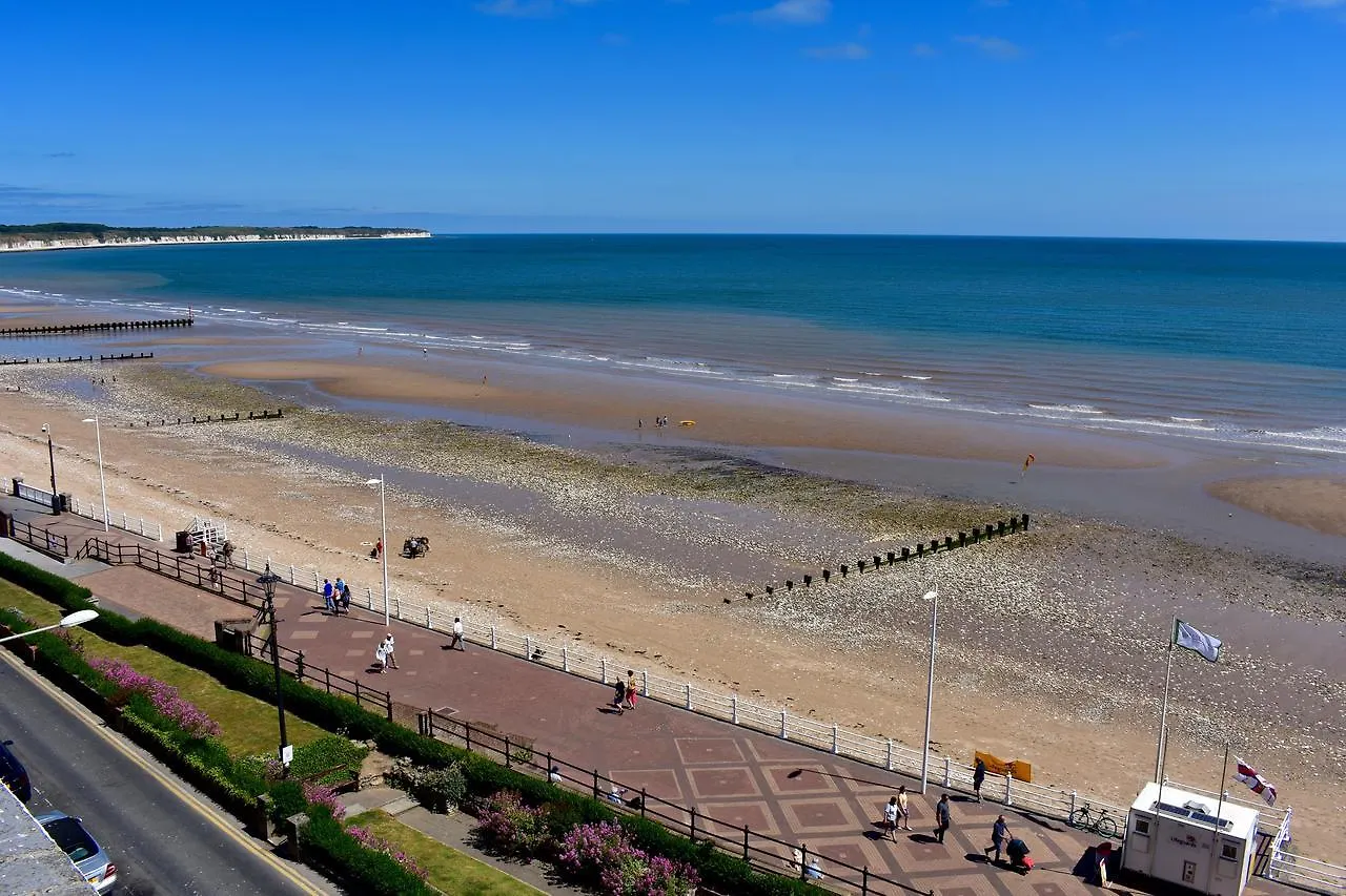 Beaconsfield Holiday Apartments Bridlington 0*,